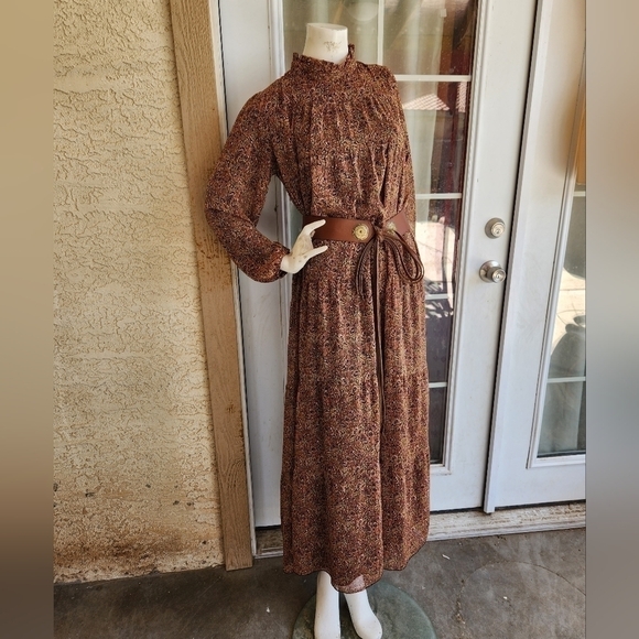 NEW LION COLLECTION DRESS‎ - Picture 11 of 13